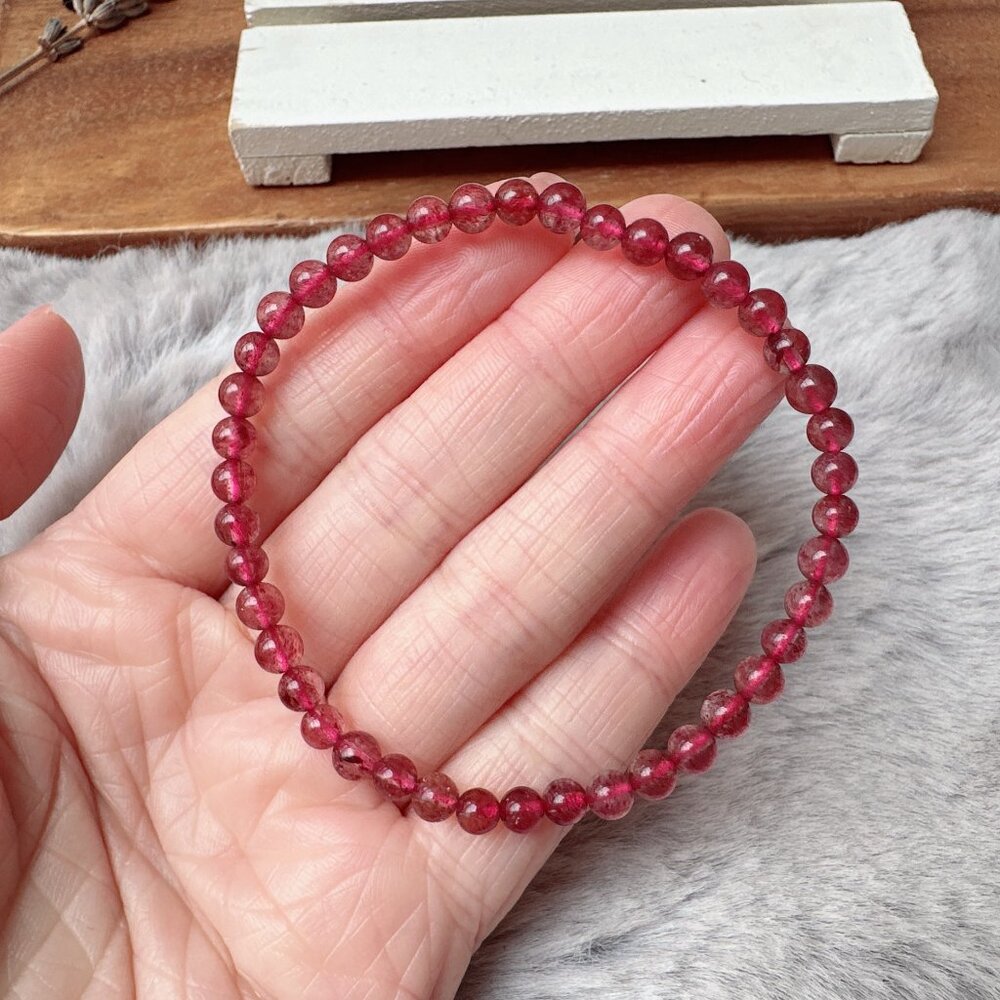 4mm Mini Strawberry Quartz Beads Stretch Bracelet